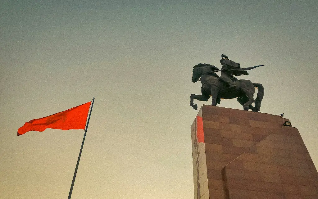 unsplash_sseeDGCLAnU_kyrgyz.webp