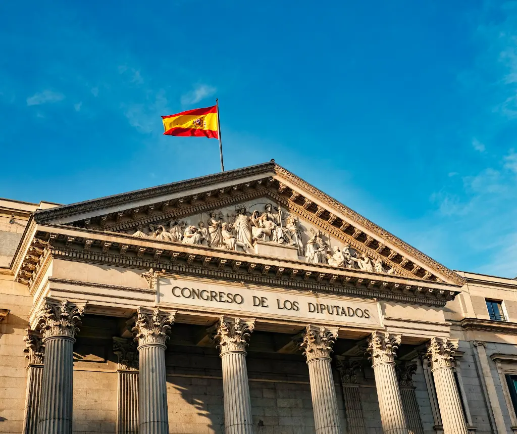 unsplash_I8IjLvjEzxw_spain flag.webp.jpg.jpg